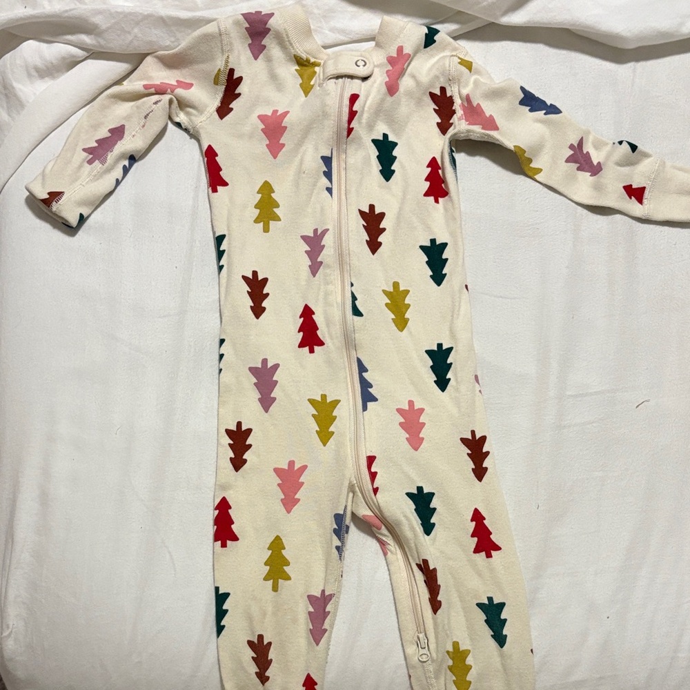 Hanna Andersson Multicolor Tree Print Kids Footie